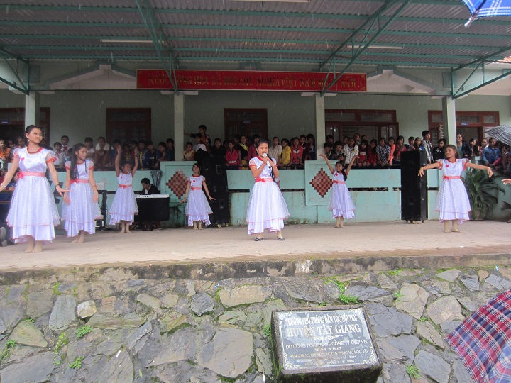 Trường Phổ thông dân tộc nội trú Tây Giang