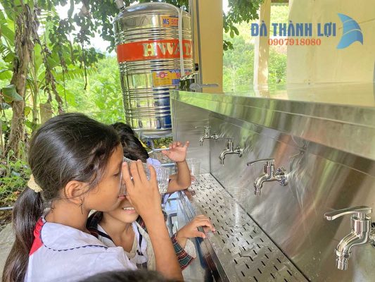 Máy lọc nước uống trường học
