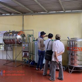 Hướng dẫn vận hành máy lọc nước cho cán bộ trường Lê Lợi