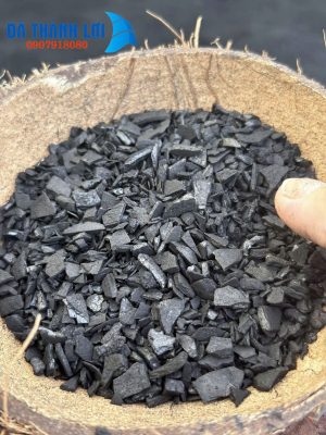 Than gáo dừa khử tia đất - cải tạo đất