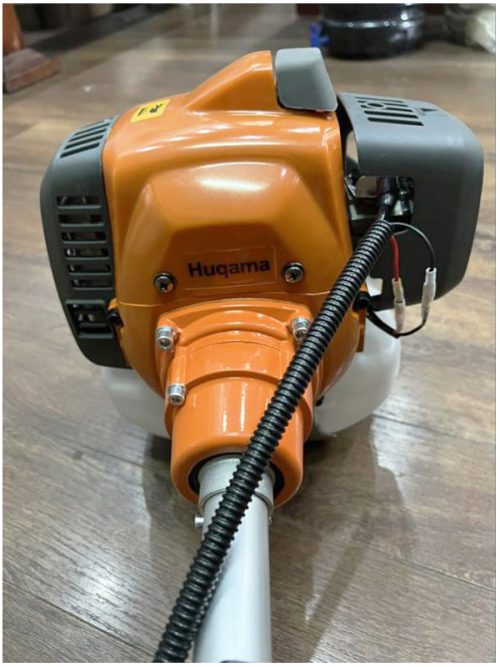 Máy cắt cỏ cầm tay chạy xăng