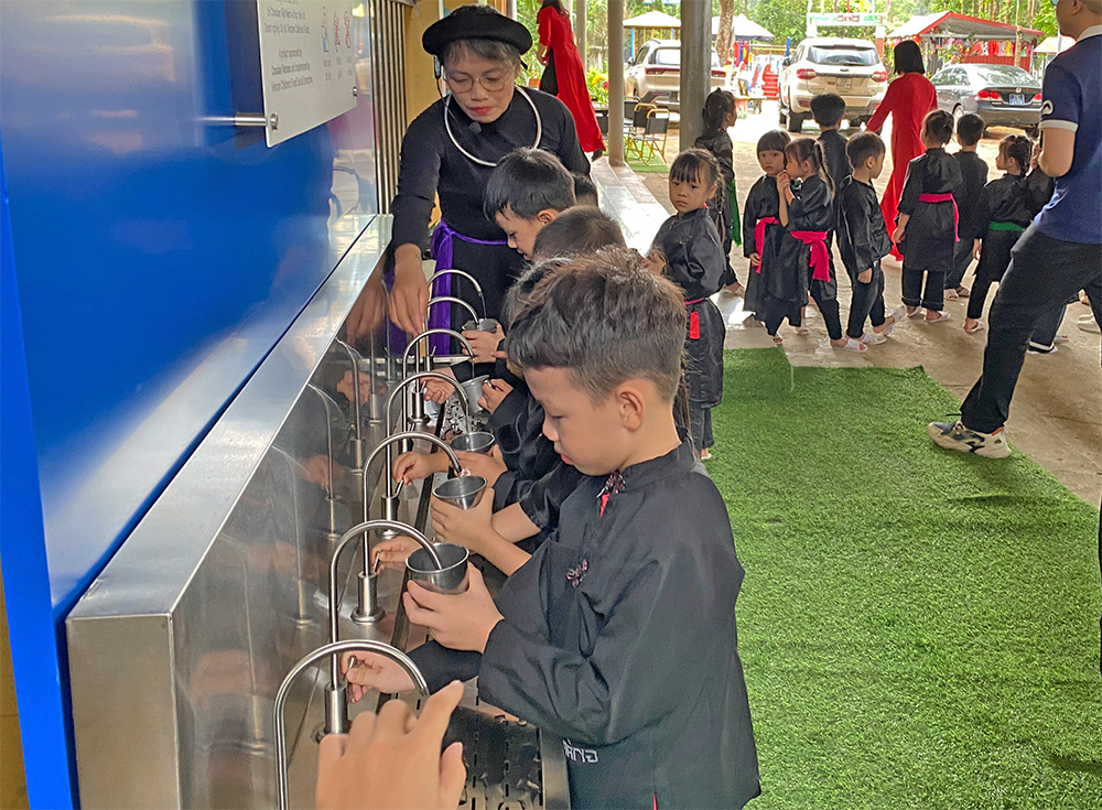 Nguồn nước sạch – nền tảng cho sức khỏe và học tập Nguồn nước sạch – nền tảng cho sức khỏe và học tập