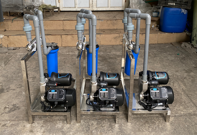 Bơm tăng áp SAMTEC đầu inox được ứng dụng đa năng đặc biệt trong các hệ thống lọc nước tinh khiết và ăn uống Bơm tăng áp SAMTEC đầu inox được ứng dụng đa năng đặc biệt trong các hệ thống lọc nước tinh khiết và ăn uống