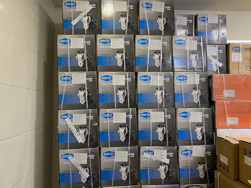 may-bom-tang-ap-200w-samtec Máy bơm tăng áp 200w